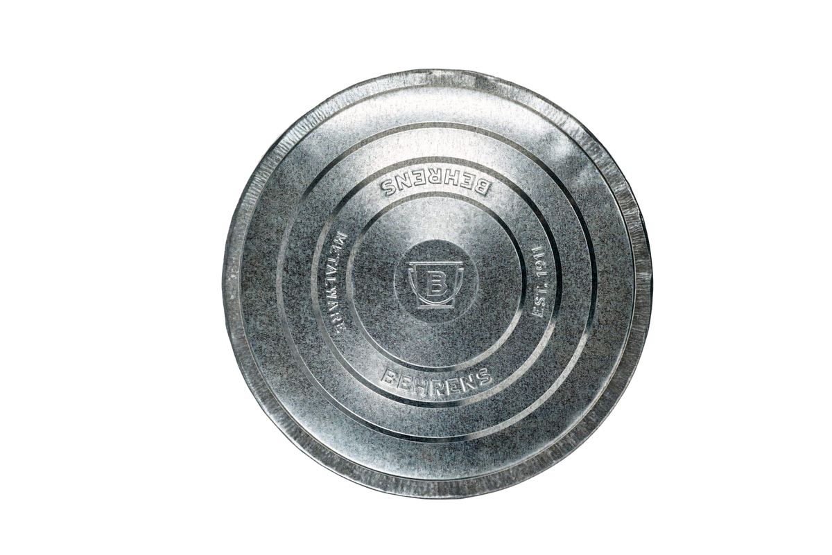 Galvanized Steel Locking Lid Seed Can with Lid - 6 Gallon - Birds Choice